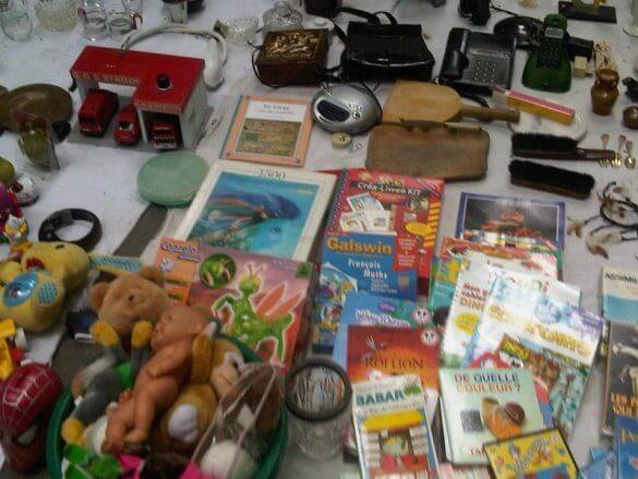 Junk Sales, Paris Style kidsbooks Junk Sales, Paris Style