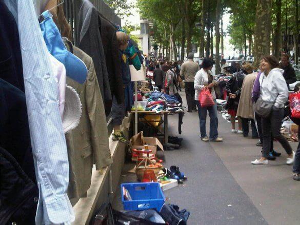 Junk Sales, Paris Style streetmarketscene2 Junk Sales, Paris Style