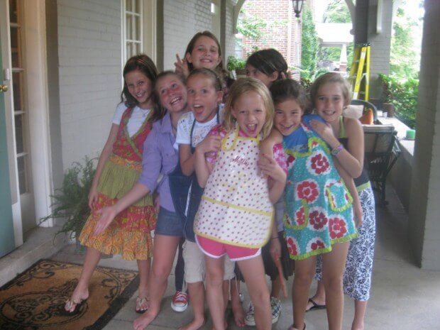 girls on front porch1 620x465 Let Them Eat Cake!