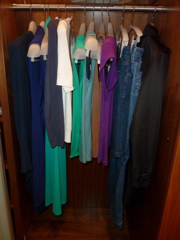 How To Pack Lightly On Your Next Vacation 2. Hanging clothes 960x1280 620x826 How To Pack Lightly On Your Next Vacation