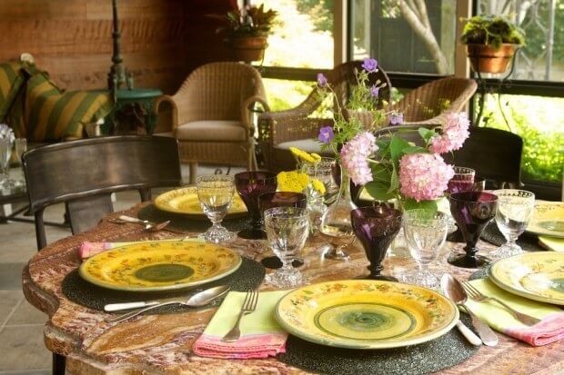 Lunch with Dani Kates dani table setting 620x413 Lunch with Dani Kates