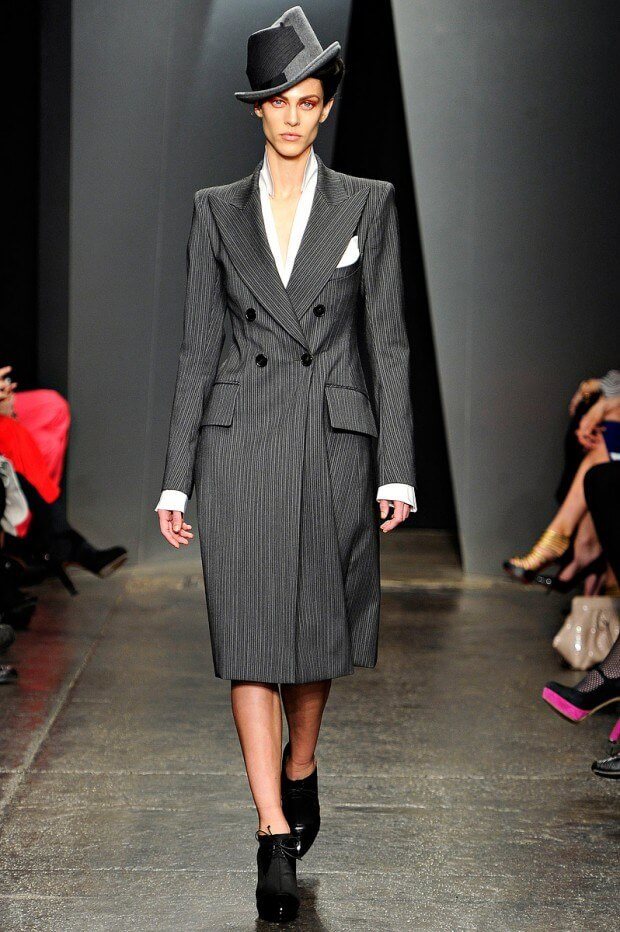 Fall Trends Part 3: The Accessories Report donna karan rtw fw2012 runway 01 193417489674 620x932 Fall Trends Part 3: The Accessories Report