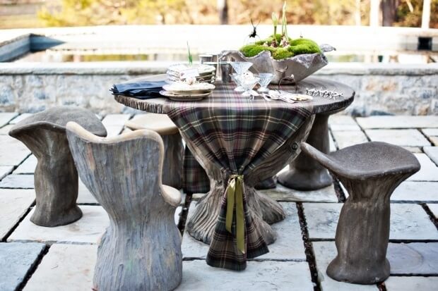 outdoor_table_Janette_whitson outdoor table Janette whitson Garden Variety HoliDIY!