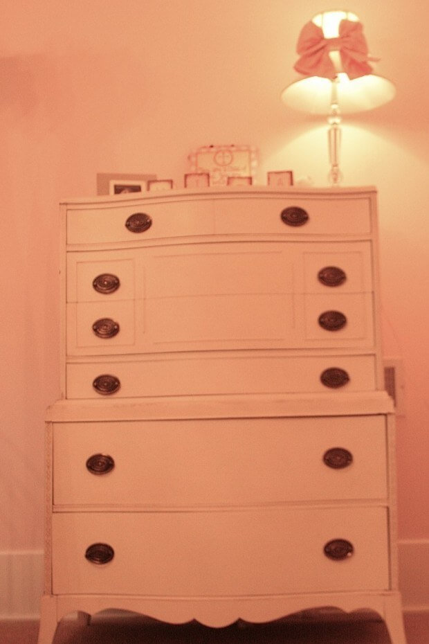 Pretty Little Nurseries! StyleBlueprint Girl Nursery 7 620x930 Pretty Little Nurseries!